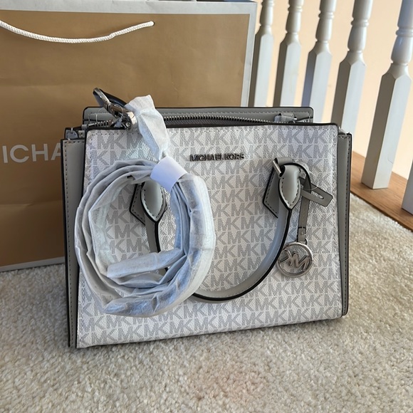 Michael Kors Bags Michael Kors Hope Crossbody Purses Brand New